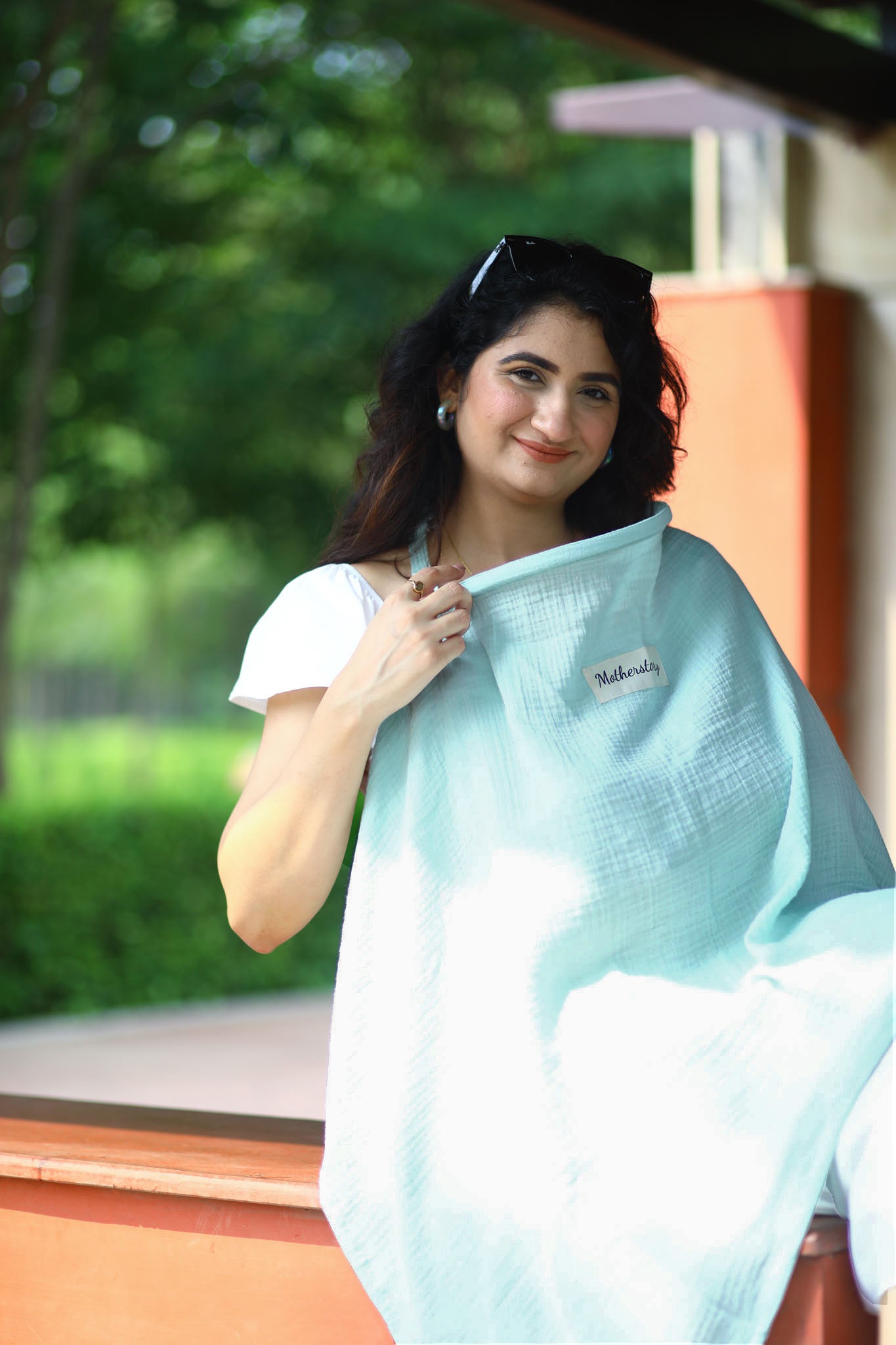 Mihanna Nursing Cover